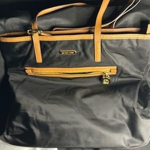 MK brand new no tag. Been sitting in the closet